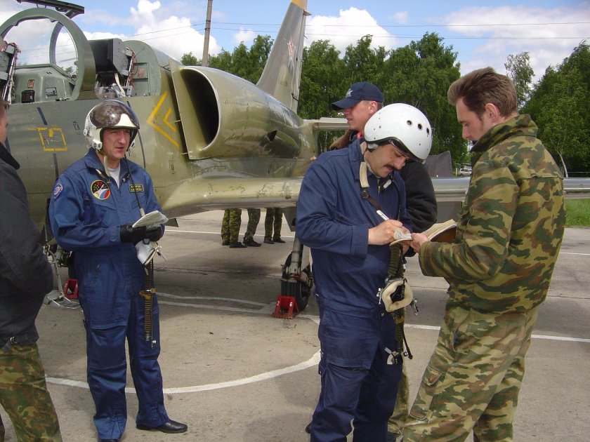 Летчики России