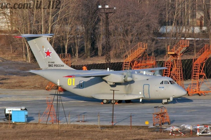 Самолет ил-112в