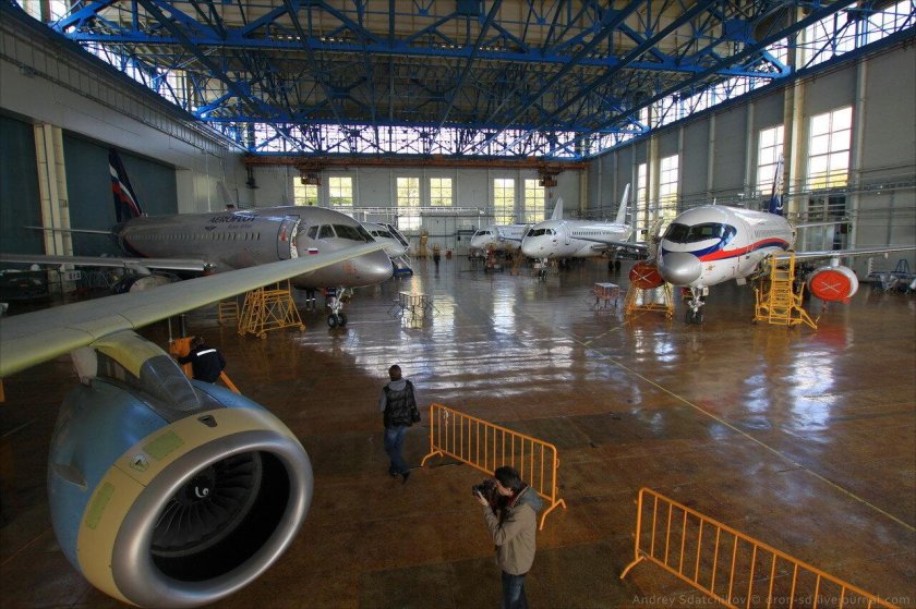 Летные испытания Superjet