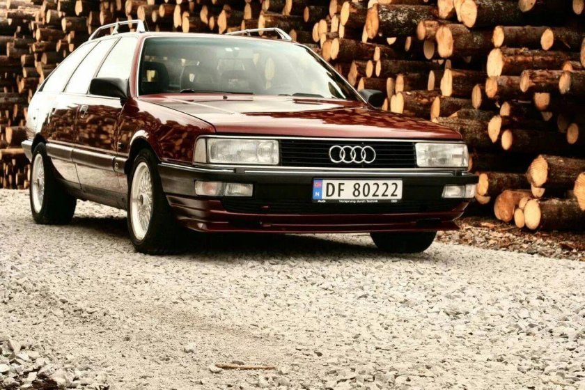 Audi 100 c3