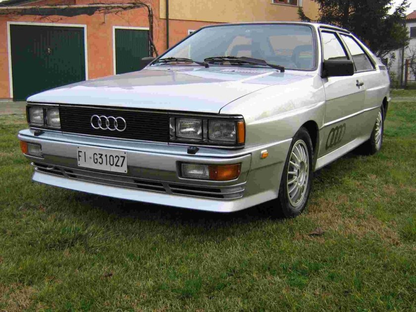 Audi 100 кватро
