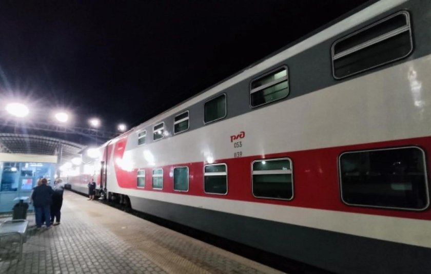 Двухэтажный поезд