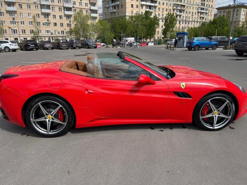 Ferrari california