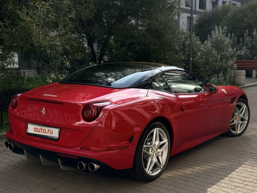 Феррари калифорния 2017