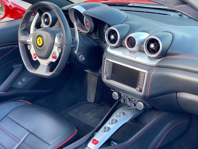 Феррари калифорния т салон