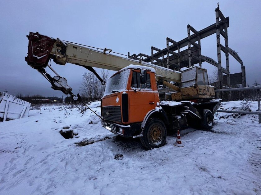 Автокран 25 тонн