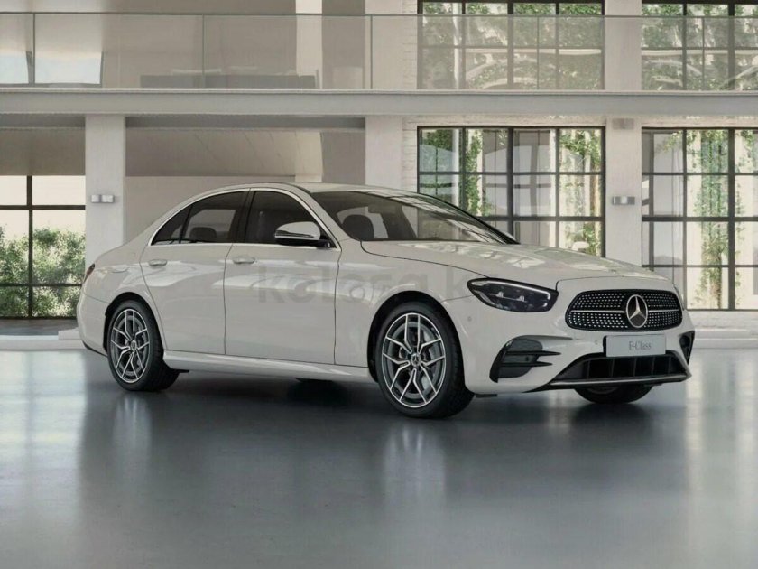 Мерседес-Бенц е-класс 2021