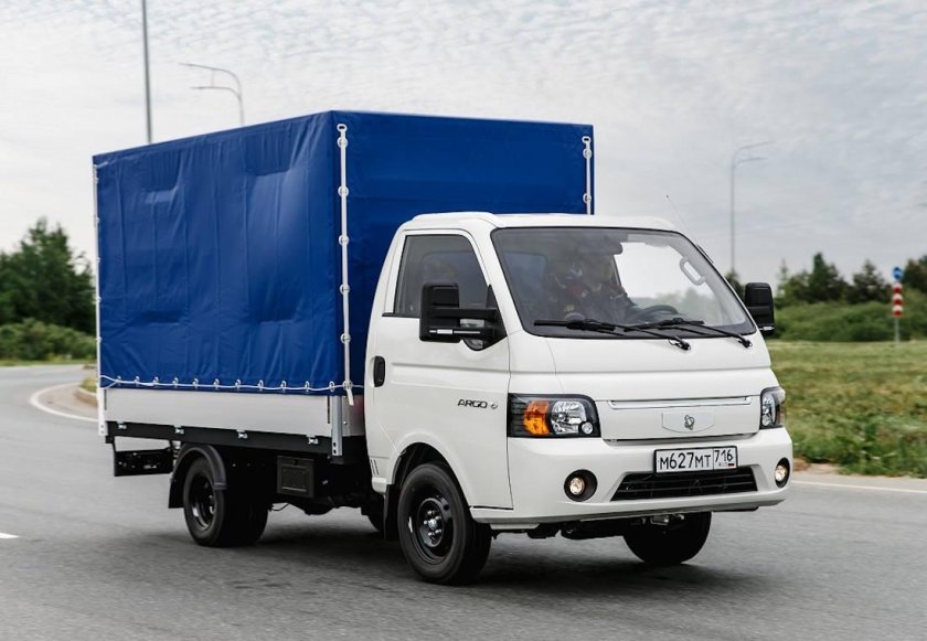 Малотоннажные грузовики