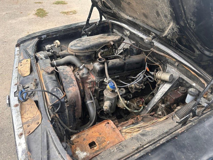 Газ 3102 под капотом