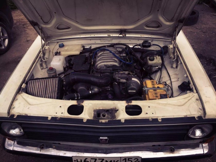 ГАЗ 2410 С двигателем v8