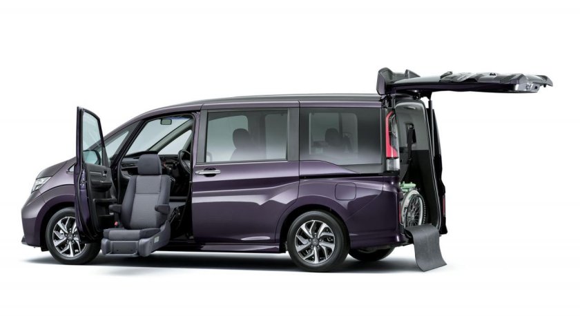 Honda Stepwgn spada 5