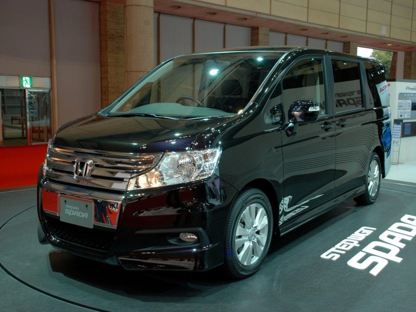 Honda Stepwgn spada