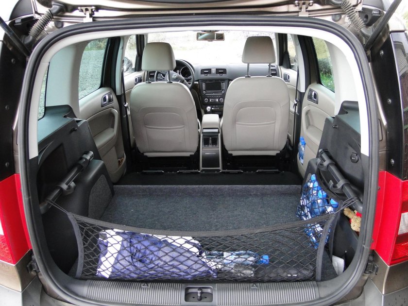 Skoda Yeti 2012 багажник