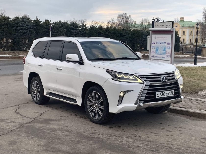 Lexus LX 570