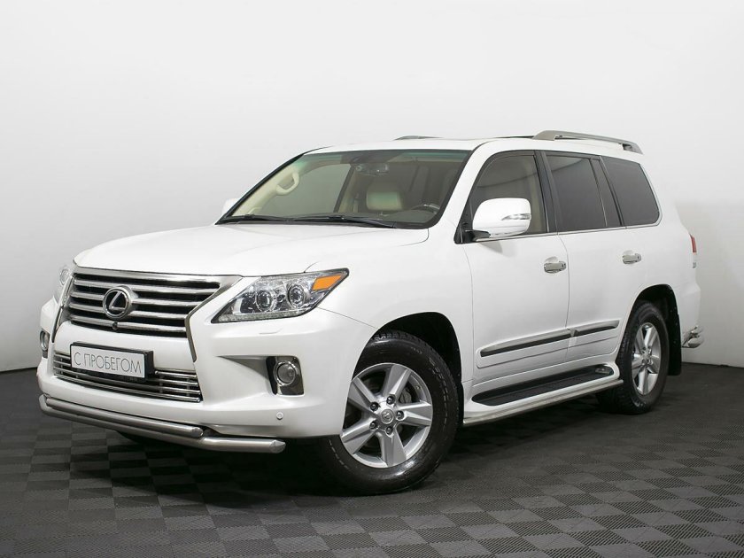 Lexus LX 570 2015 белый