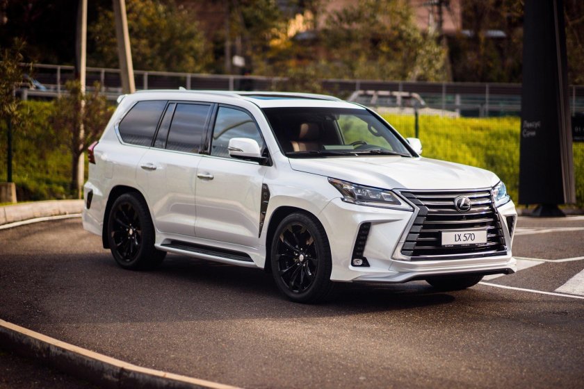 Lexus LX 570