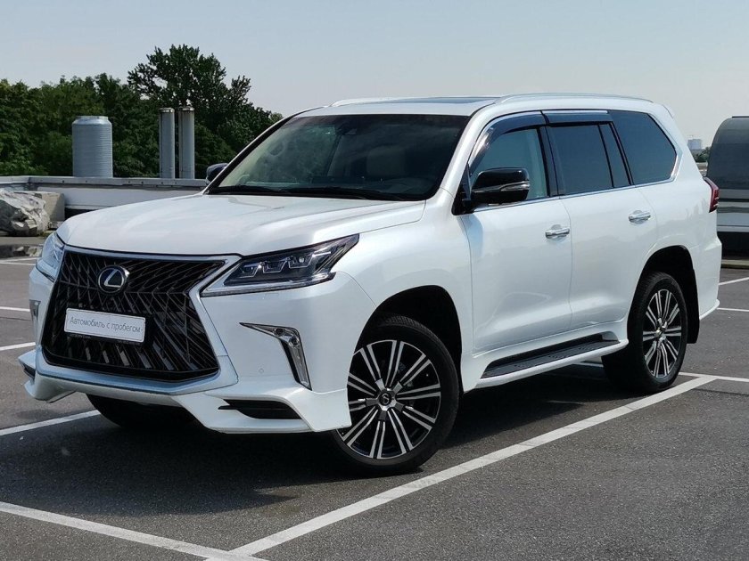 Лексус LX 2020