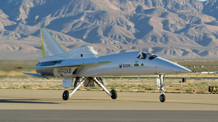 Сверхзвуковой пассажирский самолет