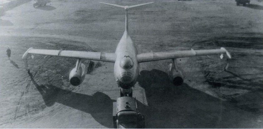 Самолет ил-28