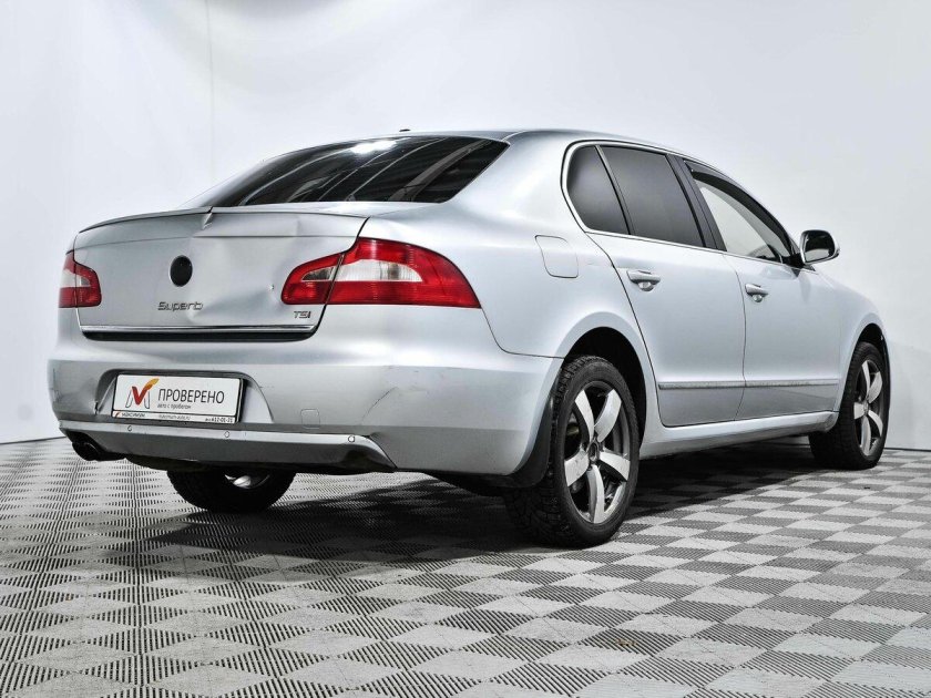 Шкода суперб 2012