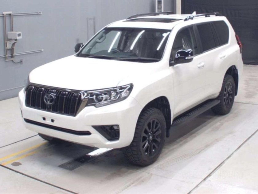 Toyota land cruiser prado 2023