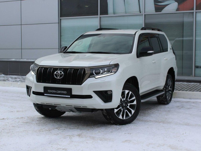 Toyota Land Cruiser 150 2021