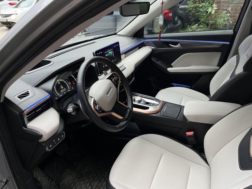 Haval jolion интерьер