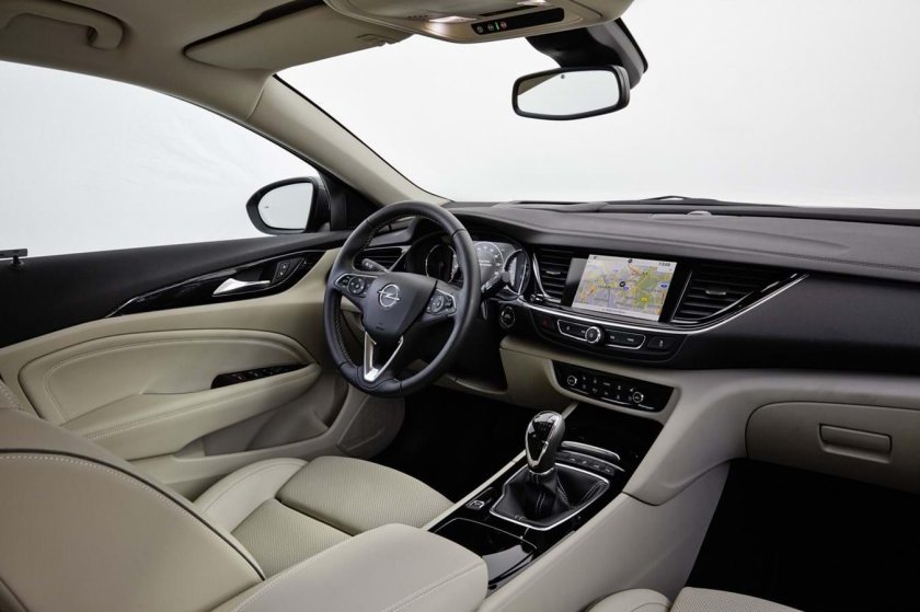 Opel Insignia 2021 салон