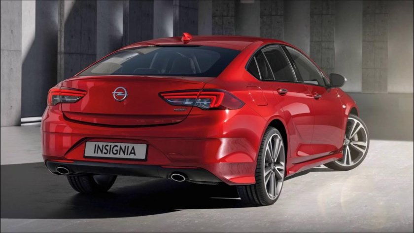 Опель Инсигния 2017