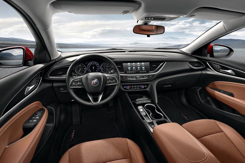 Новый Опель Инсигния 2021 салон