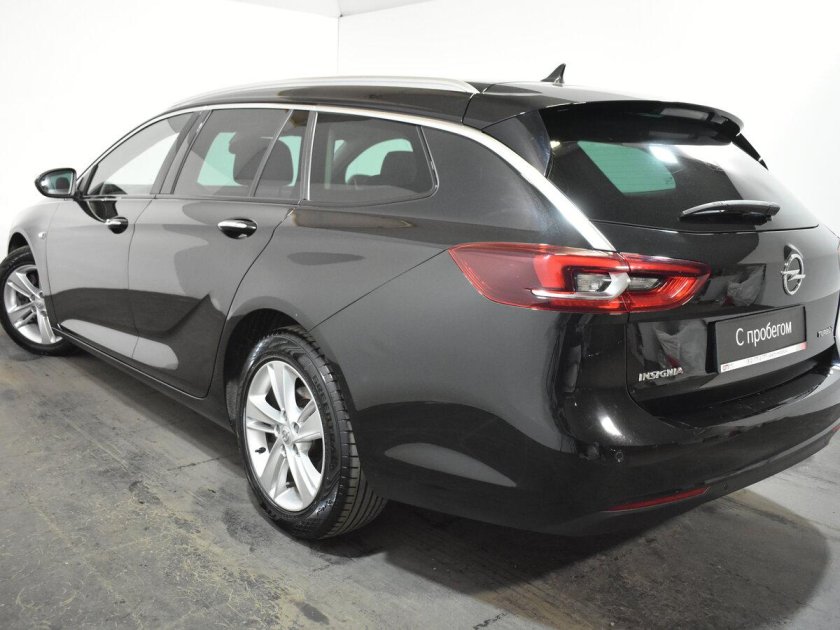 Опель инсигния универсал