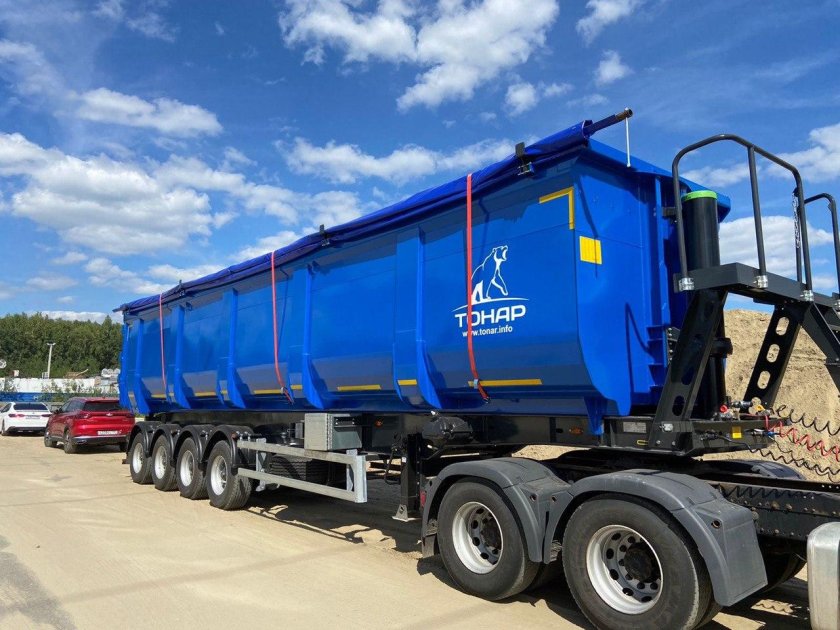 Китайский прицеп похожий на Тонар-952342