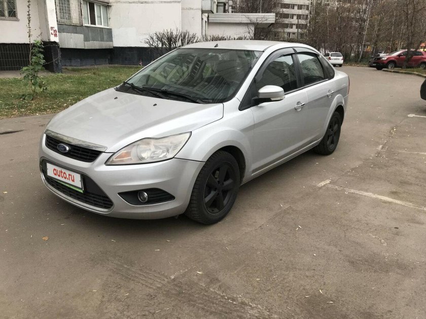 Форд фокус 2 Рестайлинг серебристый