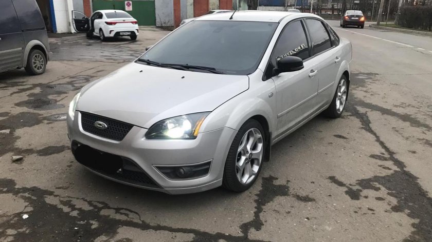 Ford Focus 2 седан дорестайлинг