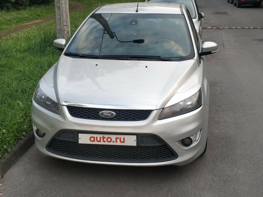 Ford Focus 2 серебристый