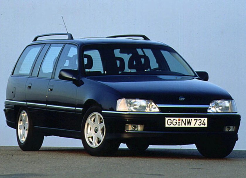 Opel Omega Caravan 1989