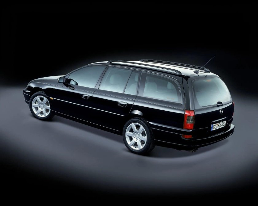 Opel Omega Caravan универсал