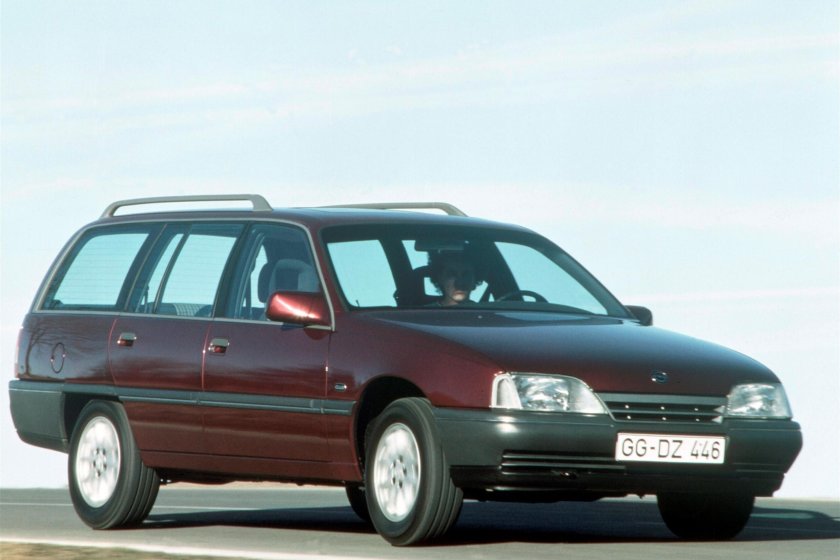 Опель Омега 1986 универсал