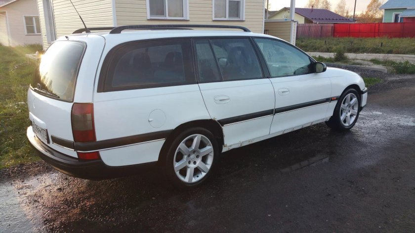 Опель Омега 1997 универсал
