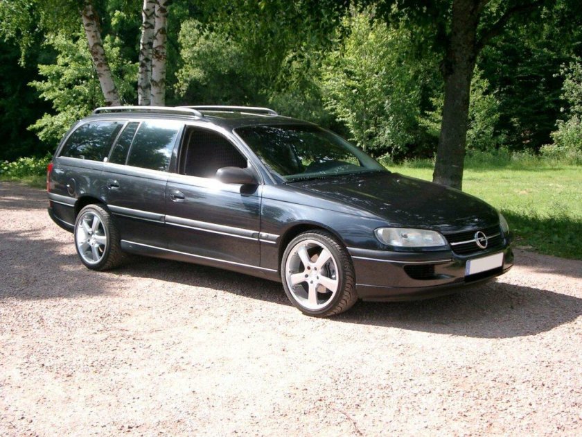 Opel Omega b
