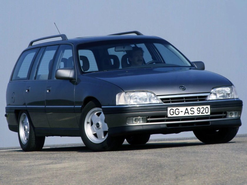 Opel Omega 1986, универсал,
