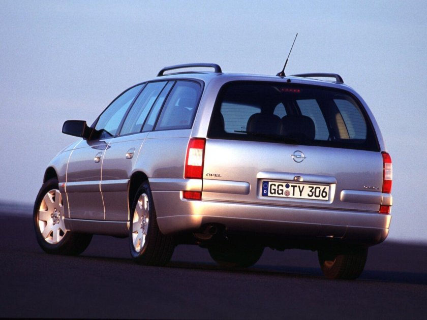 Opel Omega a Caravan