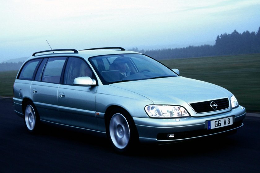 Opel Omega универсал