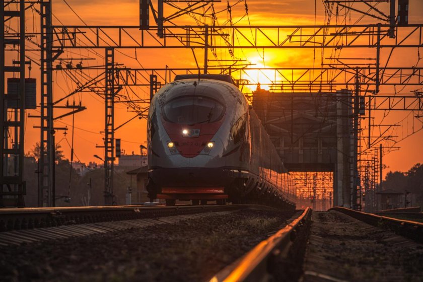 Сапсан электропоезд