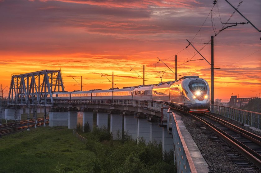 Поезд всм москва санкт-петербург