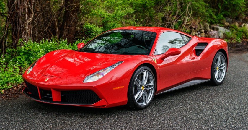 Феррари 488 GTB