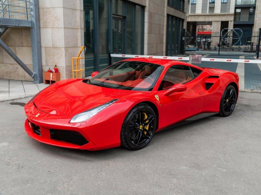 Ferrari 488 2018