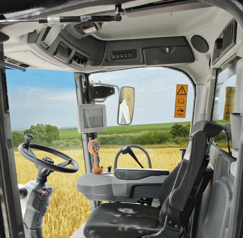 Акрос 595 плюс кабина