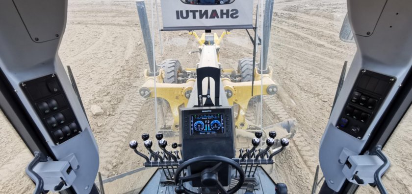 Кабина грейдера