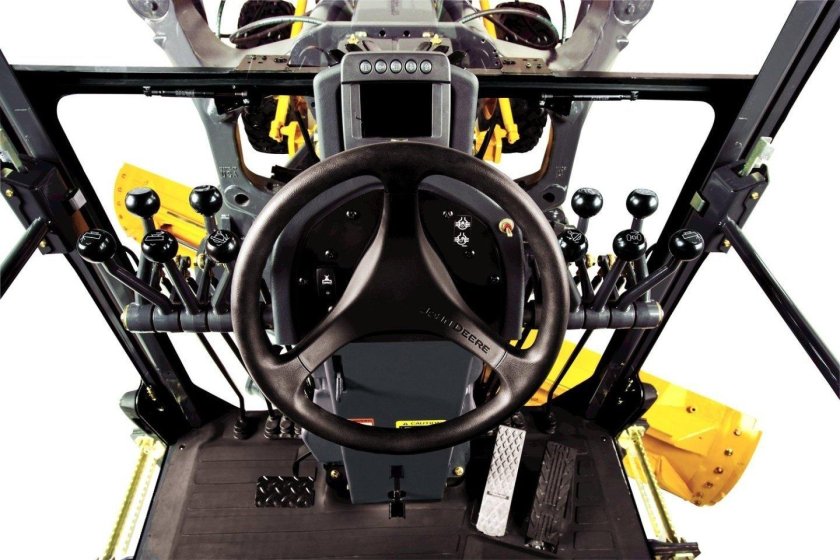 Грейдер Джон Дир